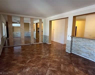 3034 Seaford Peak Drive - Photo Thumbnail 10