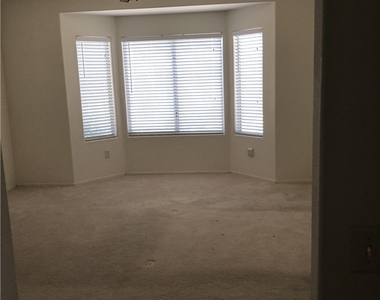 3034 Seaford Peak Drive - Photo Thumbnail 17
