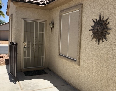 3034 Seaford Peak Drive - Photo Thumbnail 2