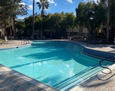 9000 Las Vegas Boulevard - Photo Thumbnail 1