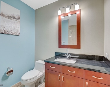 4575 Dean Martin Drive - Photo Thumbnail 20