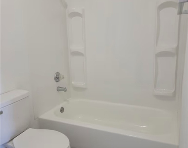 4330 Las Vegas Boulevard - Photo Thumbnail 3