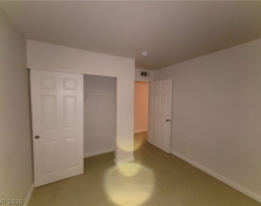 3972 Danny Melamed Avenue - Photo Thumbnail 21