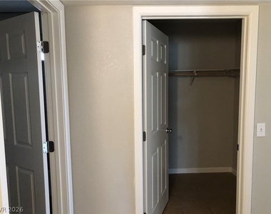 3972 Danny Melamed Avenue - Photo Thumbnail 29