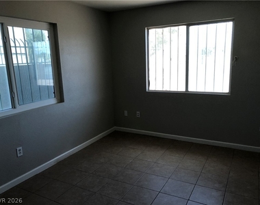 3972 Danny Melamed Avenue - Photo Thumbnail 31