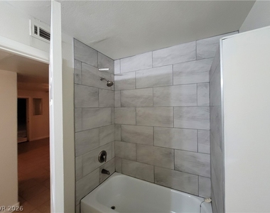 3972 Danny Melamed Avenue - Photo Thumbnail 38