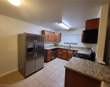 3972 Danny Melamed Avenue - Photo Thumbnail 7