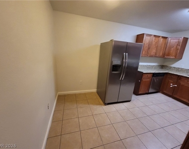3972 Danny Melamed Avenue - Photo Thumbnail 10