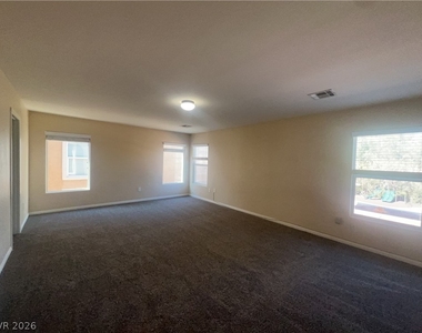220 Stagecoach Flats Avenue - Photo Thumbnail 13