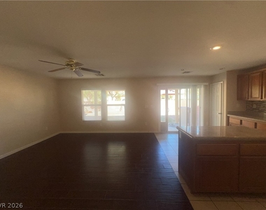 220 Stagecoach Flats Avenue - Photo Thumbnail 2