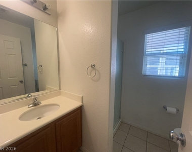 220 Stagecoach Flats Avenue - Photo Thumbnail 14