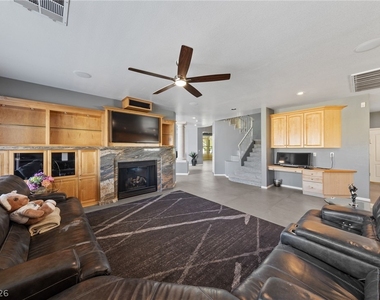 2066 Jupiter Hills Lane - Photo Thumbnail 8