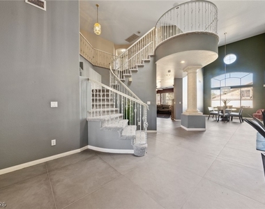 2066 Jupiter Hills Lane - Photo Thumbnail 4