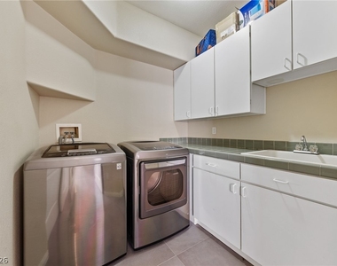 2066 Jupiter Hills Lane - Photo Thumbnail 35