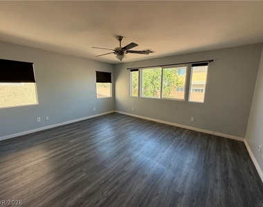 10620 Tray Mountain Avenue - Photo Thumbnail 7