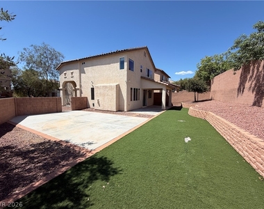 10620 Tray Mountain Avenue - Photo Thumbnail 3