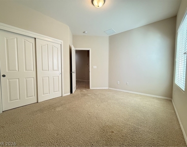 2240 Shadow Canyon Drive - Photo Thumbnail 20