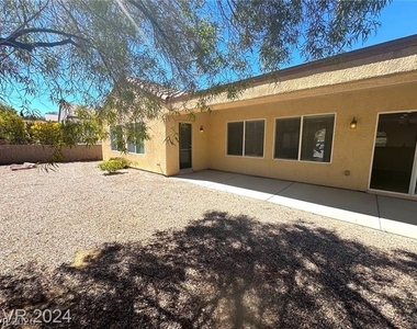 2240 Shadow Canyon Drive - Photo Thumbnail 24