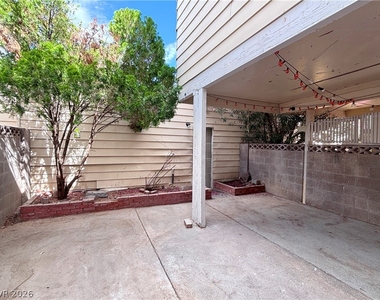 4621 Mill Valley Drive - Photo Thumbnail 11