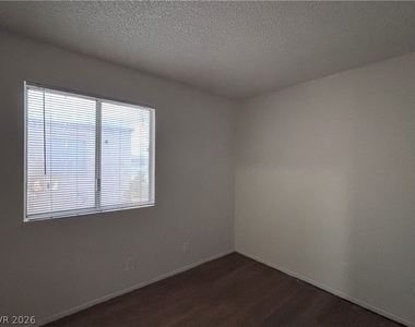 4621 Mill Valley Drive - Photo Thumbnail 10