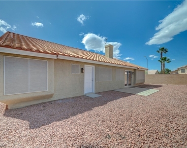 3120 Siena Circle - Photo Thumbnail 44