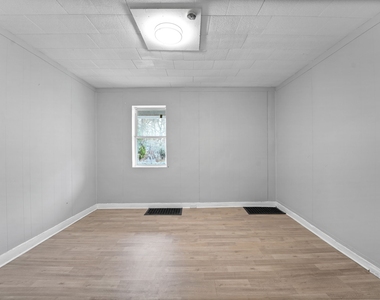 28 Lydia Street - Photo Thumbnail 5