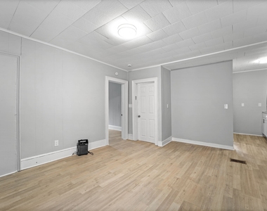 28 Lydia Street - Photo Thumbnail 1