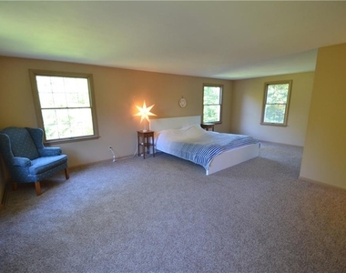 6891 Woodchuck Hill Road - Photo Thumbnail 10