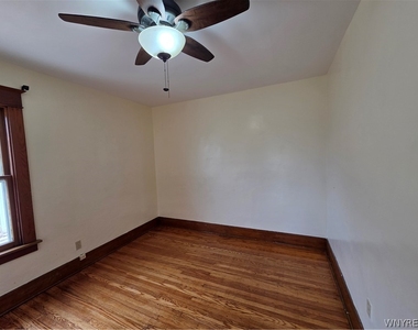 96 Academy Road - Photo Thumbnail 2