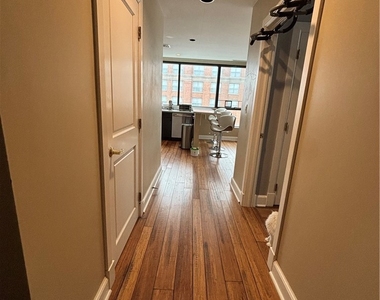 610 Main Street - Photo Thumbnail 25