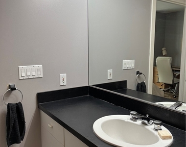 610 Main Street - Photo Thumbnail 21
