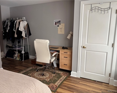 610 Main Street - Photo Thumbnail 18