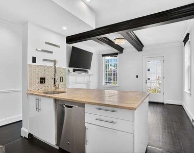 2840 Peachtree Road Nw - Photo Thumbnail 9