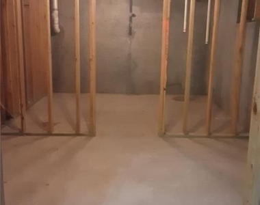 132 Lakeshore Parkway - Photo Thumbnail 26