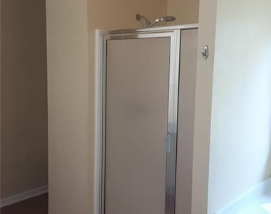 132 Lakeshore Parkway - Photo Thumbnail 30