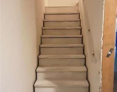 132 Lakeshore Parkway - Photo Thumbnail 22