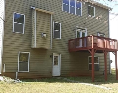 132 Lakeshore Parkway - Photo Thumbnail 17