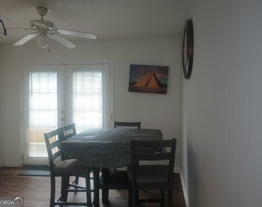 3168 Nectarine Circle - Photo Thumbnail 4