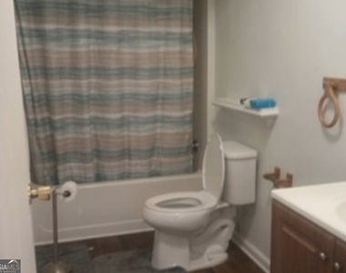 3168 Nectarine Circle - Photo Thumbnail 2