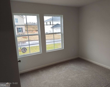 556 Pemberton Street - Photo Thumbnail 3