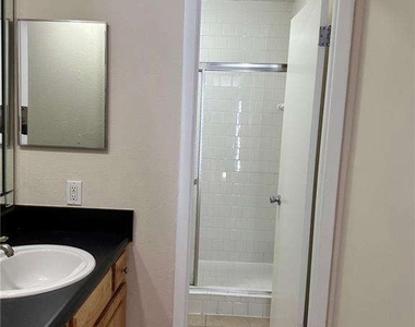 3301 Henderson Mill Road - Photo Thumbnail 5