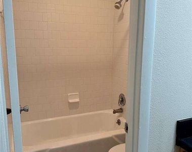 3301 Henderson Mill Road - Photo Thumbnail 6