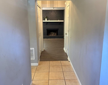 1020 Dassow Court - Photo Thumbnail 2