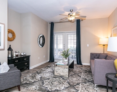 10840 State Bridge Road - Photo Thumbnail 4