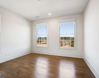 160 4th Street - Photo Thumbnail 26