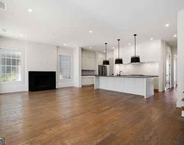 160 4th Street - Photo Thumbnail 7