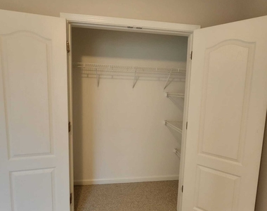 5520 Casey Valley Way - Photo Thumbnail 14