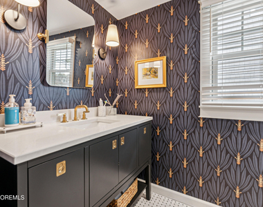 242 Osborne Avenue - Photo Thumbnail 12