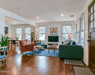 102 Mount Tabor Way - Photo Thumbnail 10