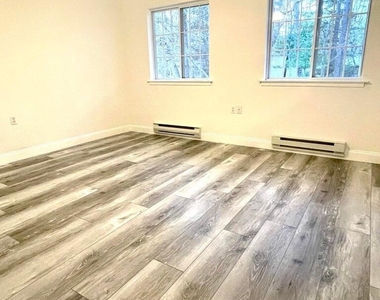 19b Maplewood Drive - Photo Thumbnail 11